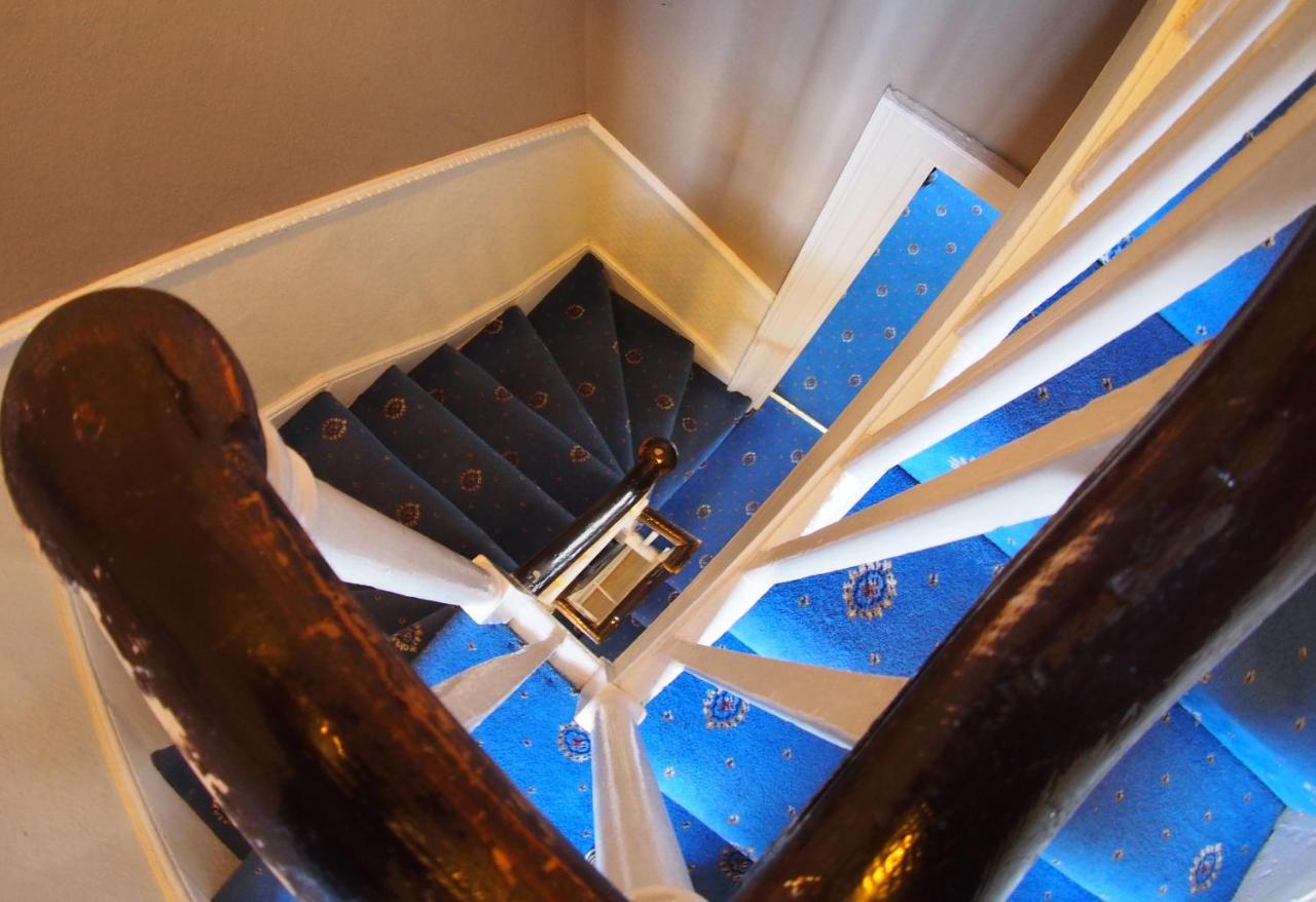 The Coach House Bed & Breakfast Canterbury Bagian luar foto