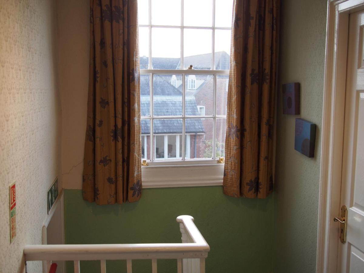 The Coach House Bed & Breakfast Canterbury Bagian luar foto