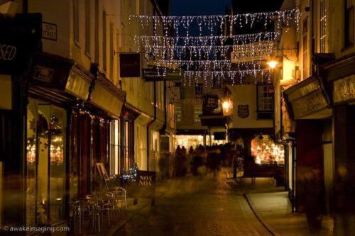 The Coach House Bed & Breakfast Canterbury Bagian luar foto